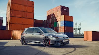 VW Golf GTI Clubsport GTI 45 front/side